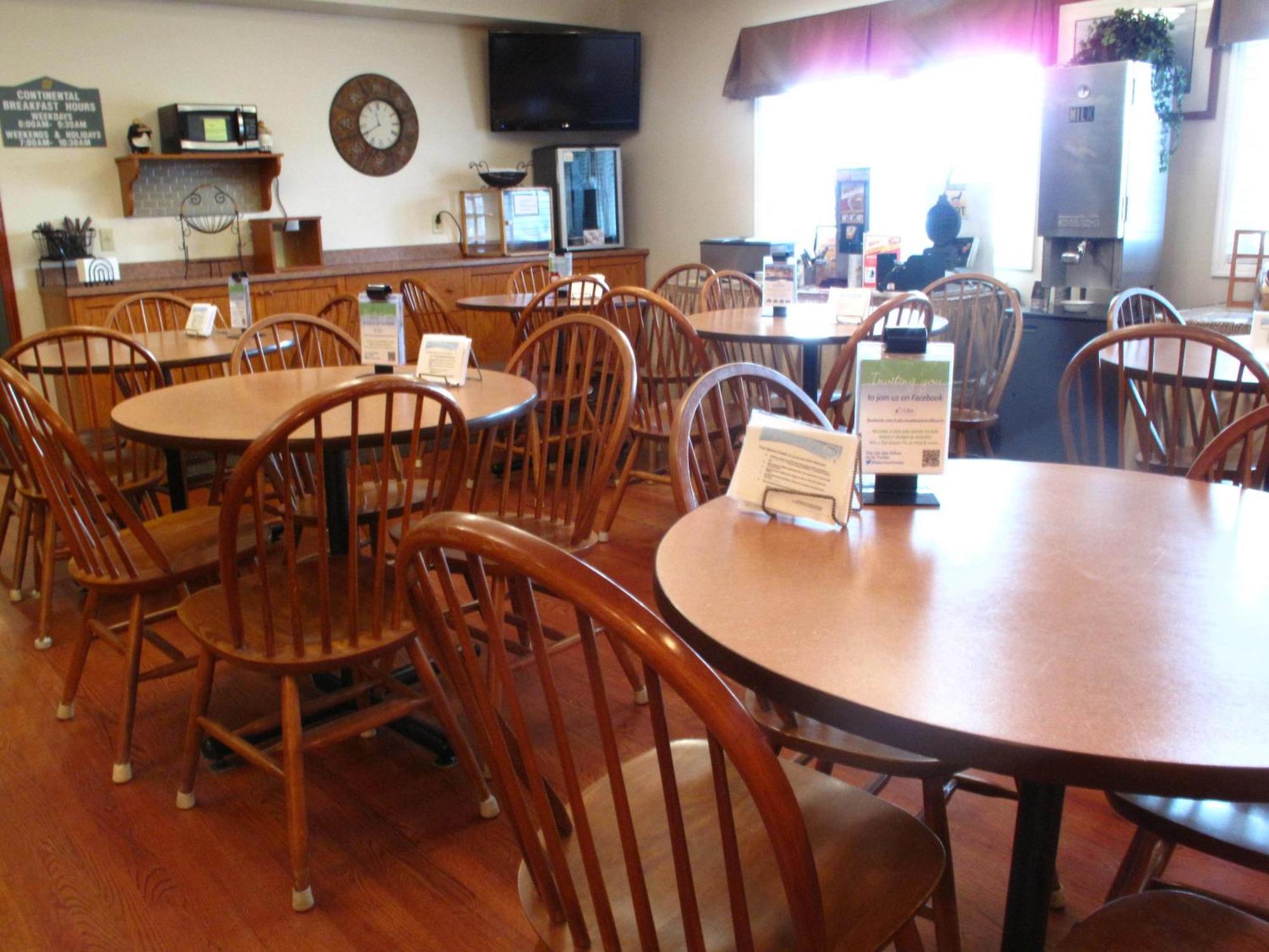 Coastal Inn Halifax - Bayers Lake Timberlea Экстерьер фото